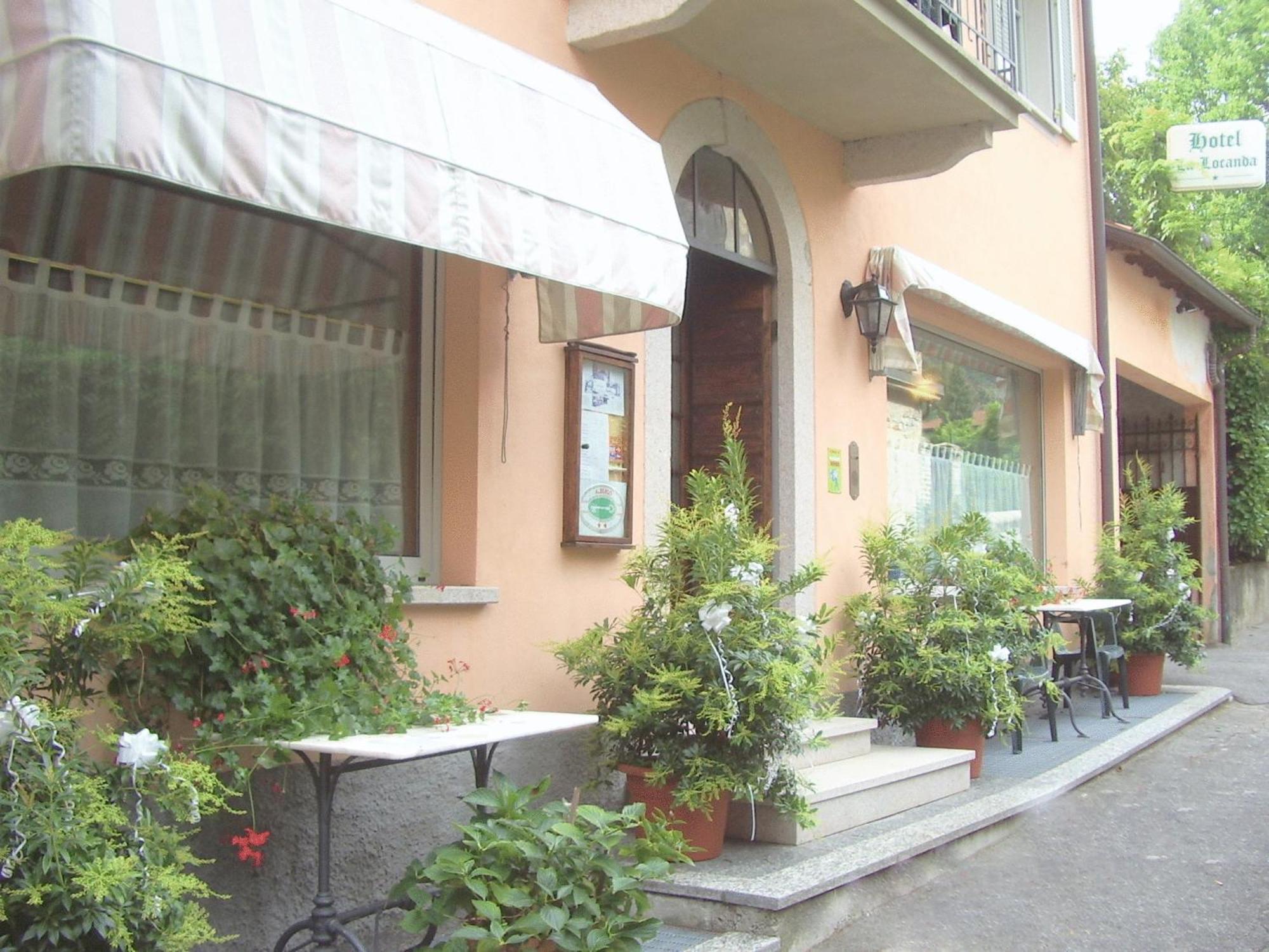 Hotel La Locanda Стреза Екстериор снимка