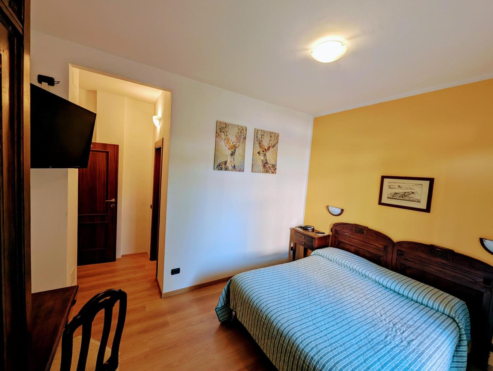 Hotel La Locanda Стреза Екстериор снимка