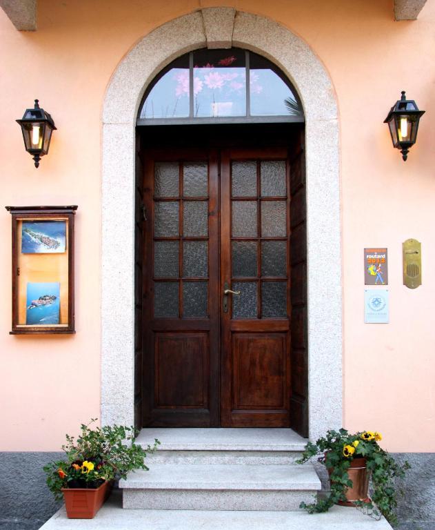 Hotel La Locanda Стреза Екстериор снимка