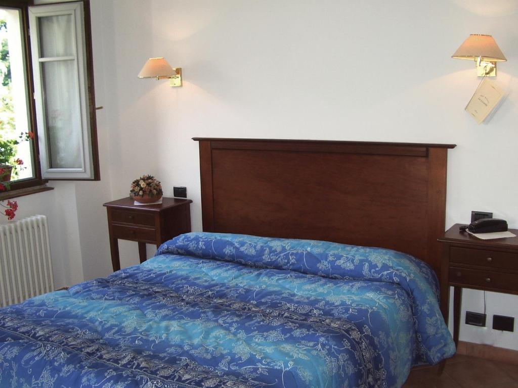 Hotel La Locanda Стреза Стая снимка
